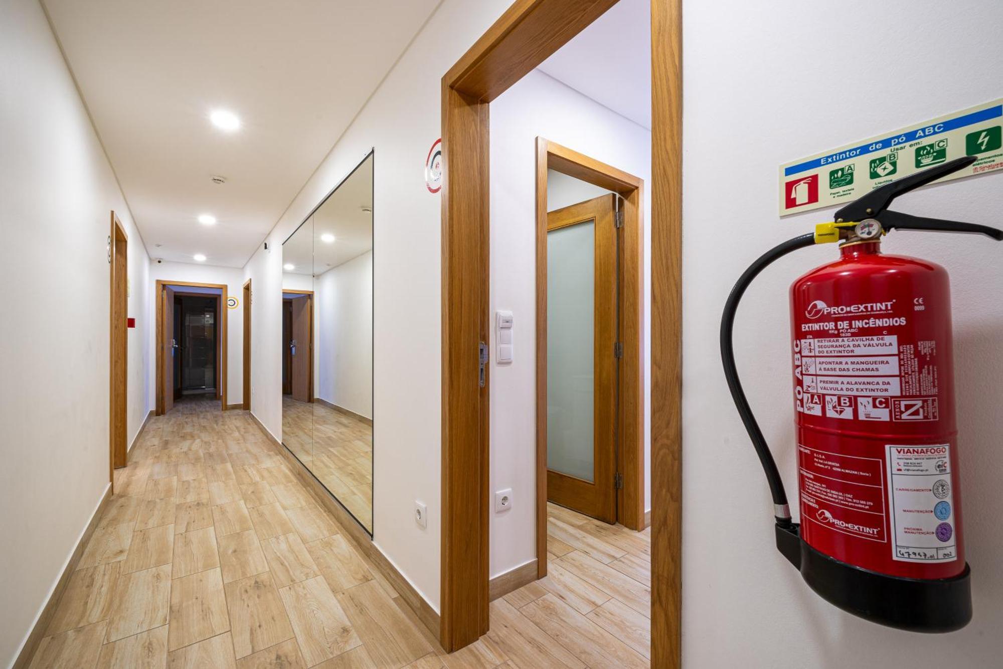 Central Suites São João da Madeira エクステリア 写真