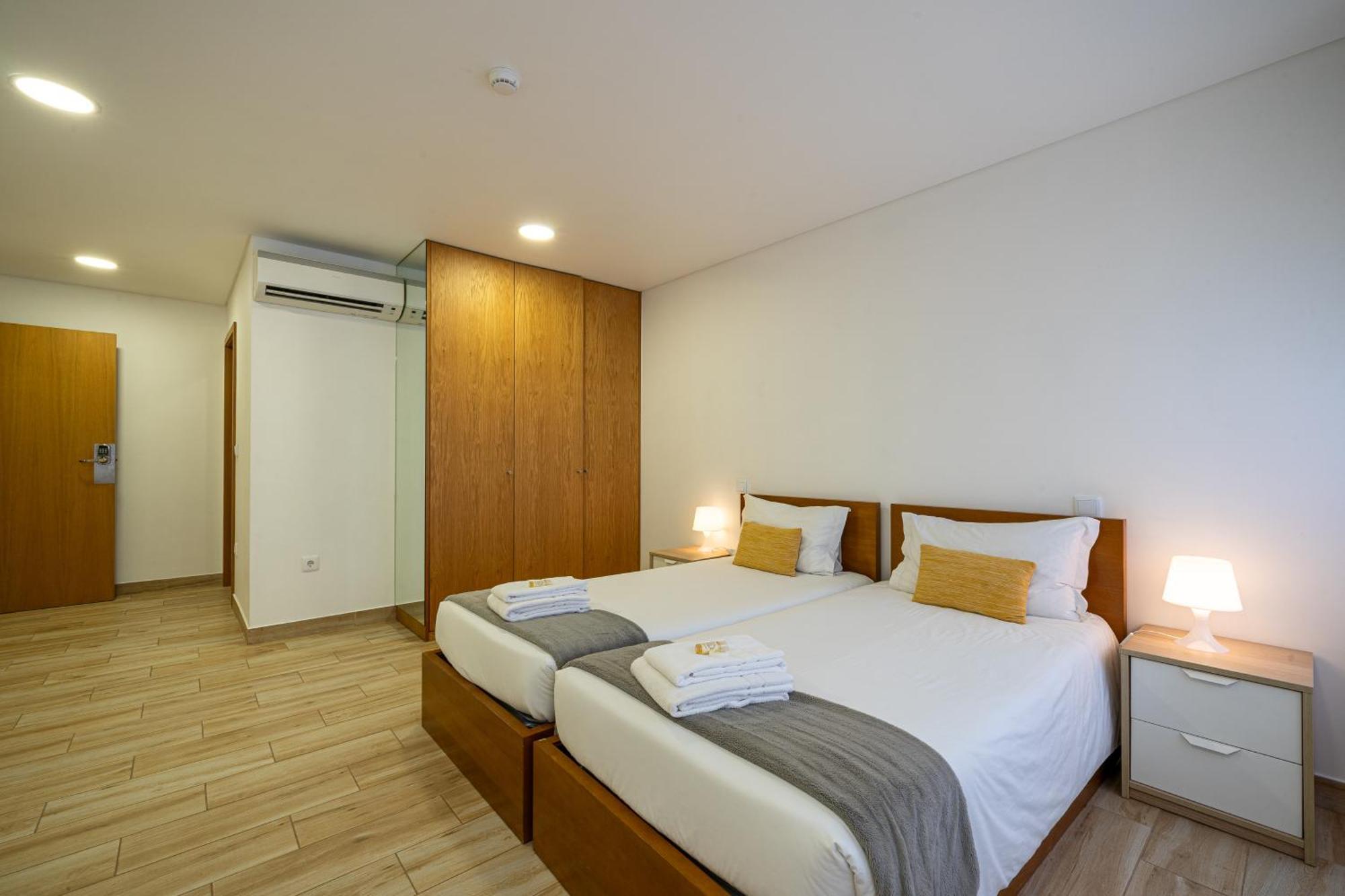 Central Suites São João da Madeira エクステリア 写真